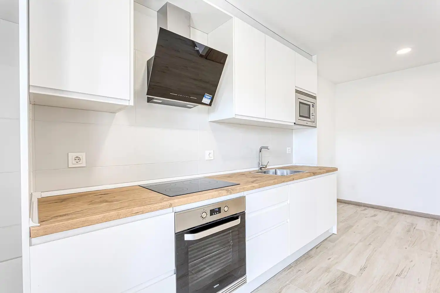 Cocina de Piso en venta en Santa Margarida de Montbui con Calefacción, Terraza y Trastero