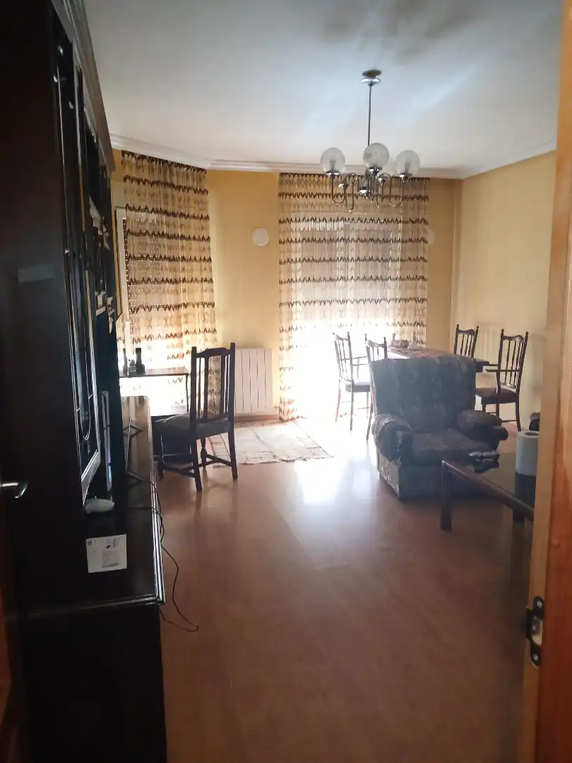 Sala de estar de Piso en venta en Guijuelo con Calefacción y Amueblado