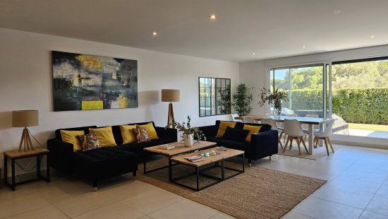 Living room of Apartment for sale in Sotogrande  with Air Conditioner, Heating and Terrace
