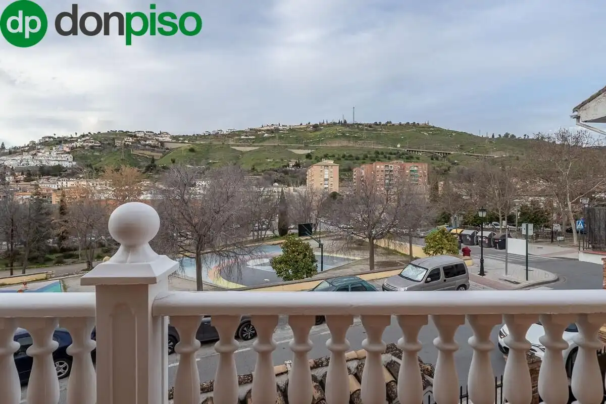 Exterior view of Houses for sale in Granada  with Air Conditioner, Heating and Terrace