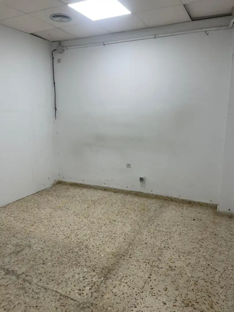 Gewerbefläche zum Verkauf in Calle Bronce 37, imagen 9