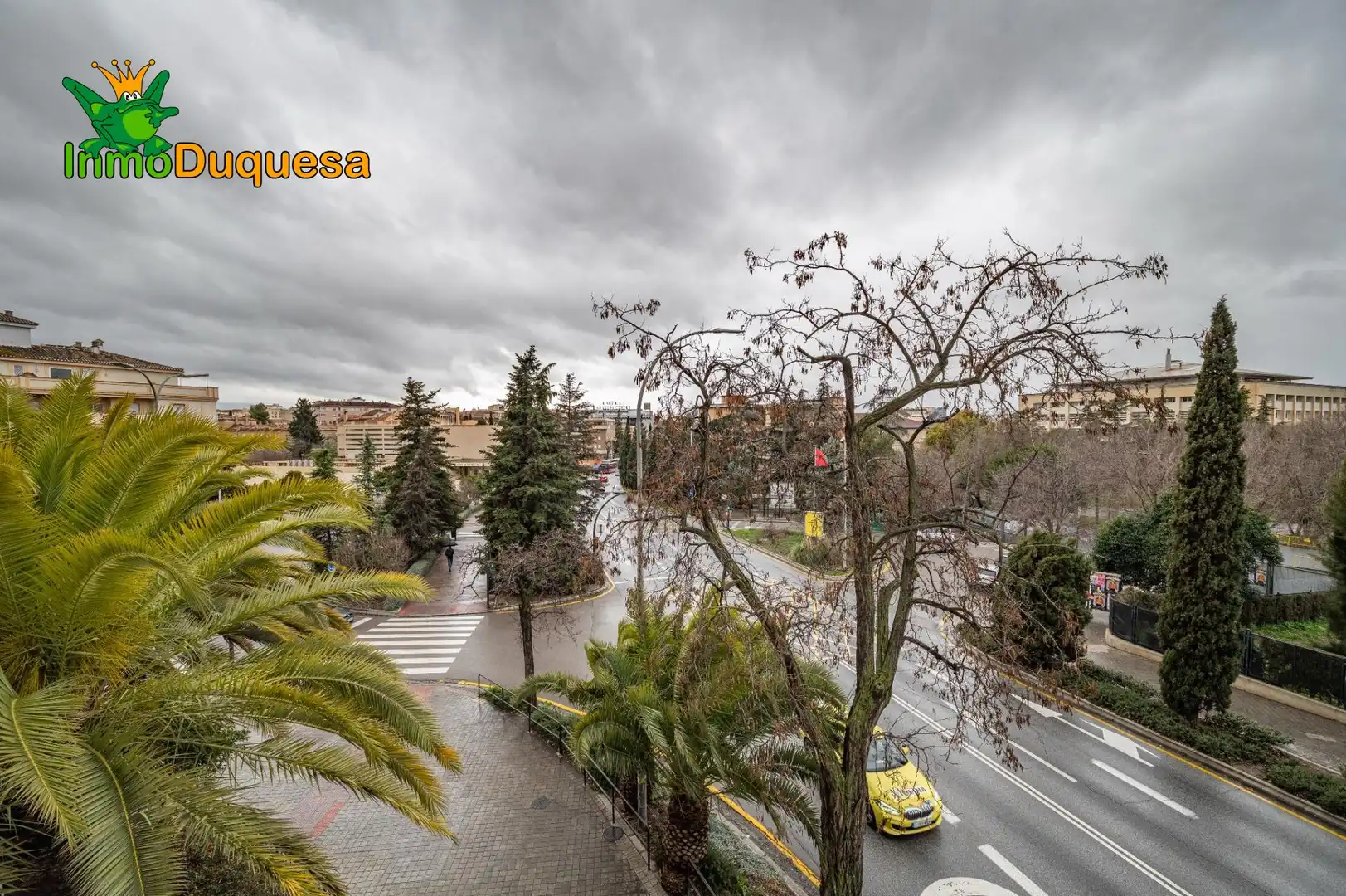 Exterior view of Flat for sale in Granada  with Air Conditioner and Heating