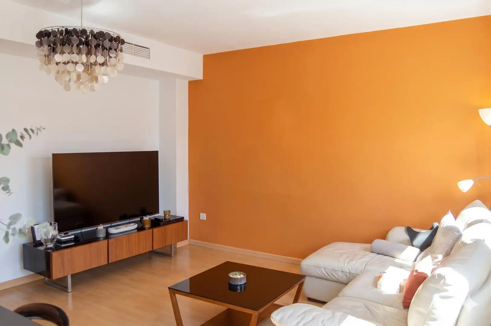 Sala d'estar de Casa adosada en venda en Cáceres amb Aire condicionat, Calefacció i Terrassa
