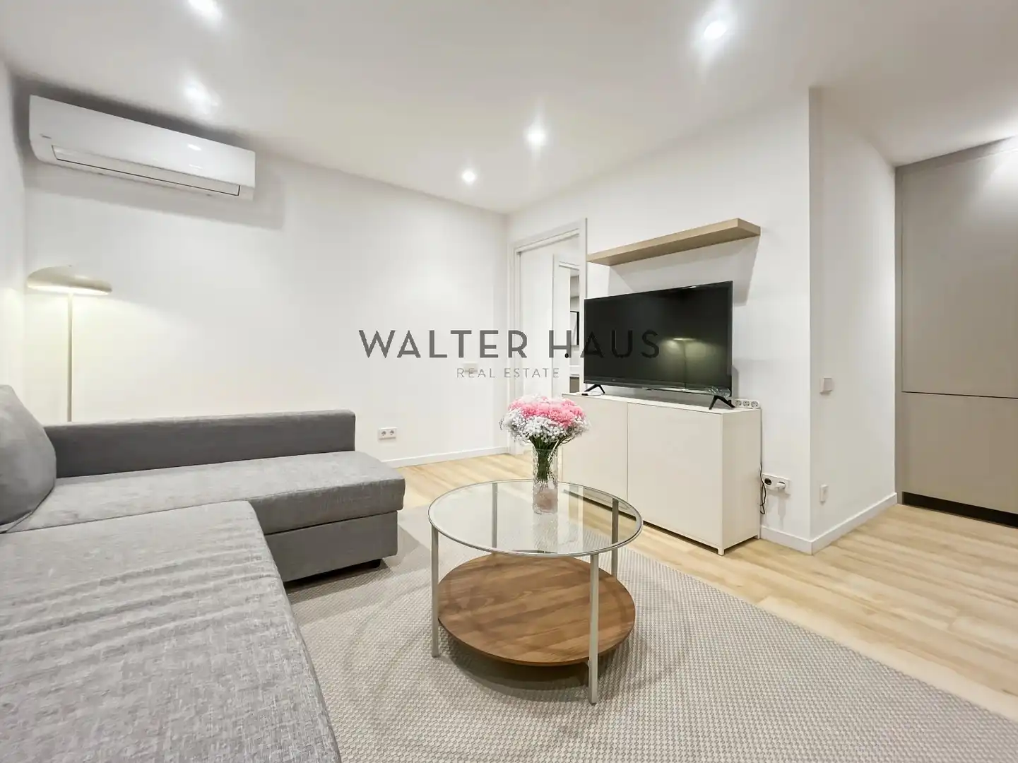 Sala de estar de Piso de alquiler en Barcelona con Aire acondicionado y Amueblado