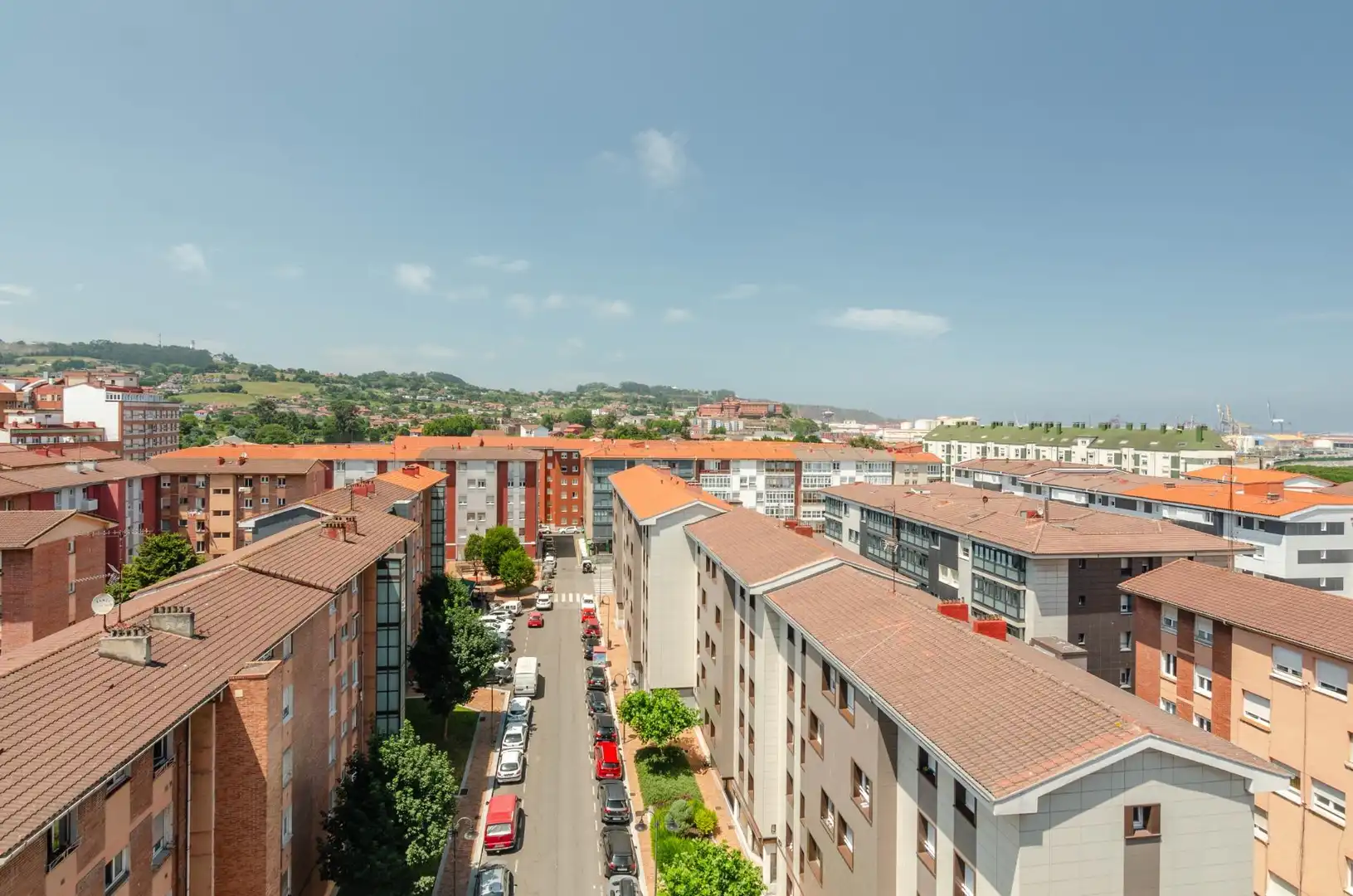 Vista exterior de Ático en venta en Gijón  con Calefacción, Terraza y Balcón