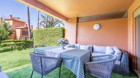 Foto 5 de Planta baixa en venda a Benatalaya, Estepona