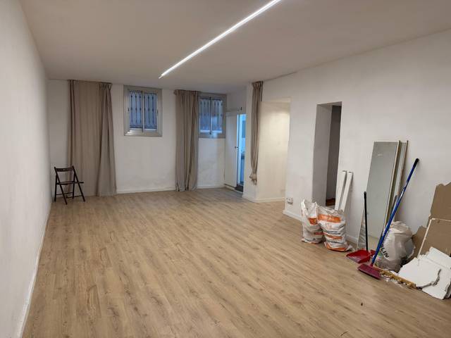Local comercial en Venta en Carrer d'En Cortines, 26 en Sant Pere, Sta. Caterina i la Ribera