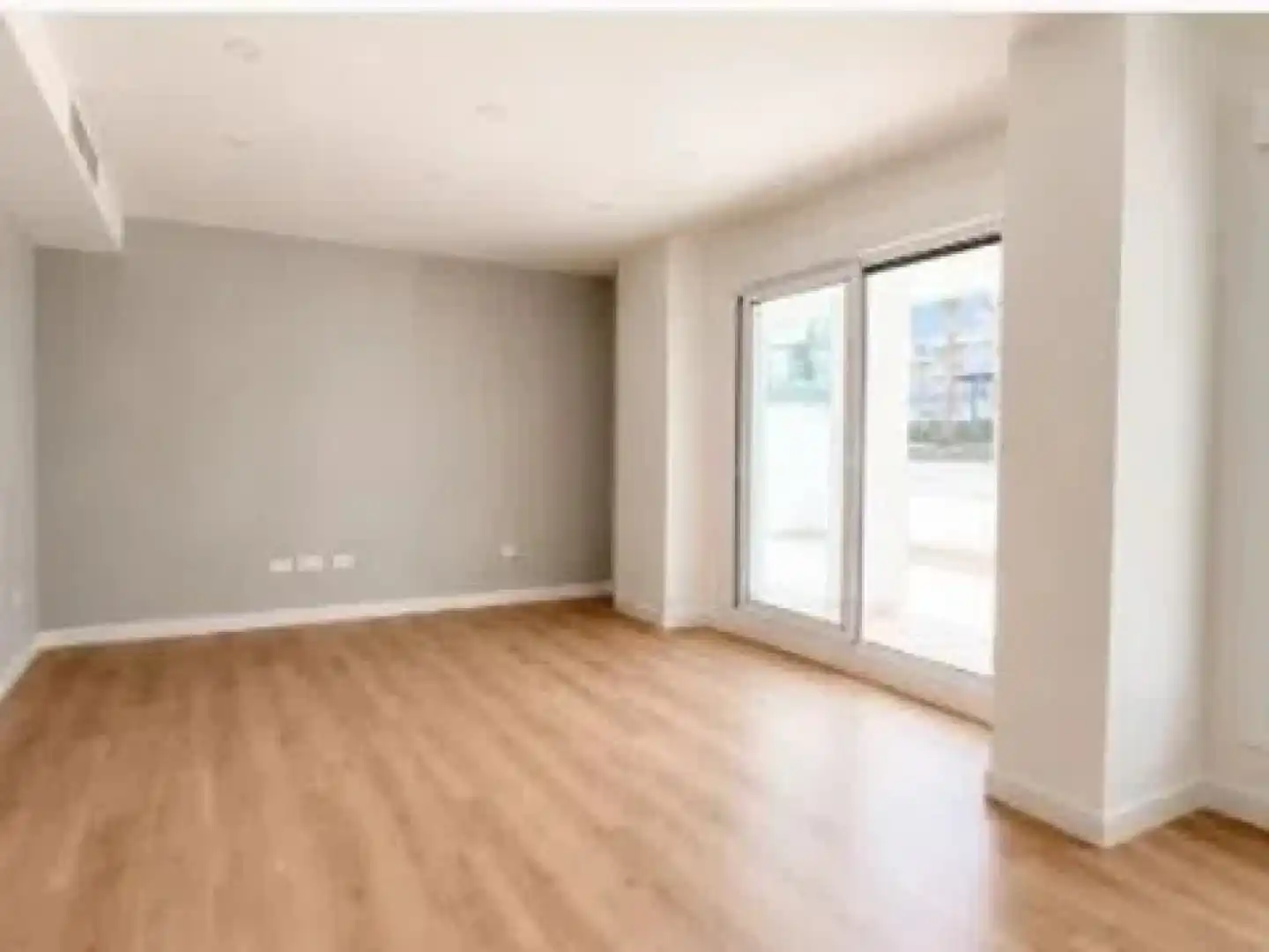 Sala de estar de Piso de alquiler en Málaga con Aire acondicionado, Terraza y Piscina