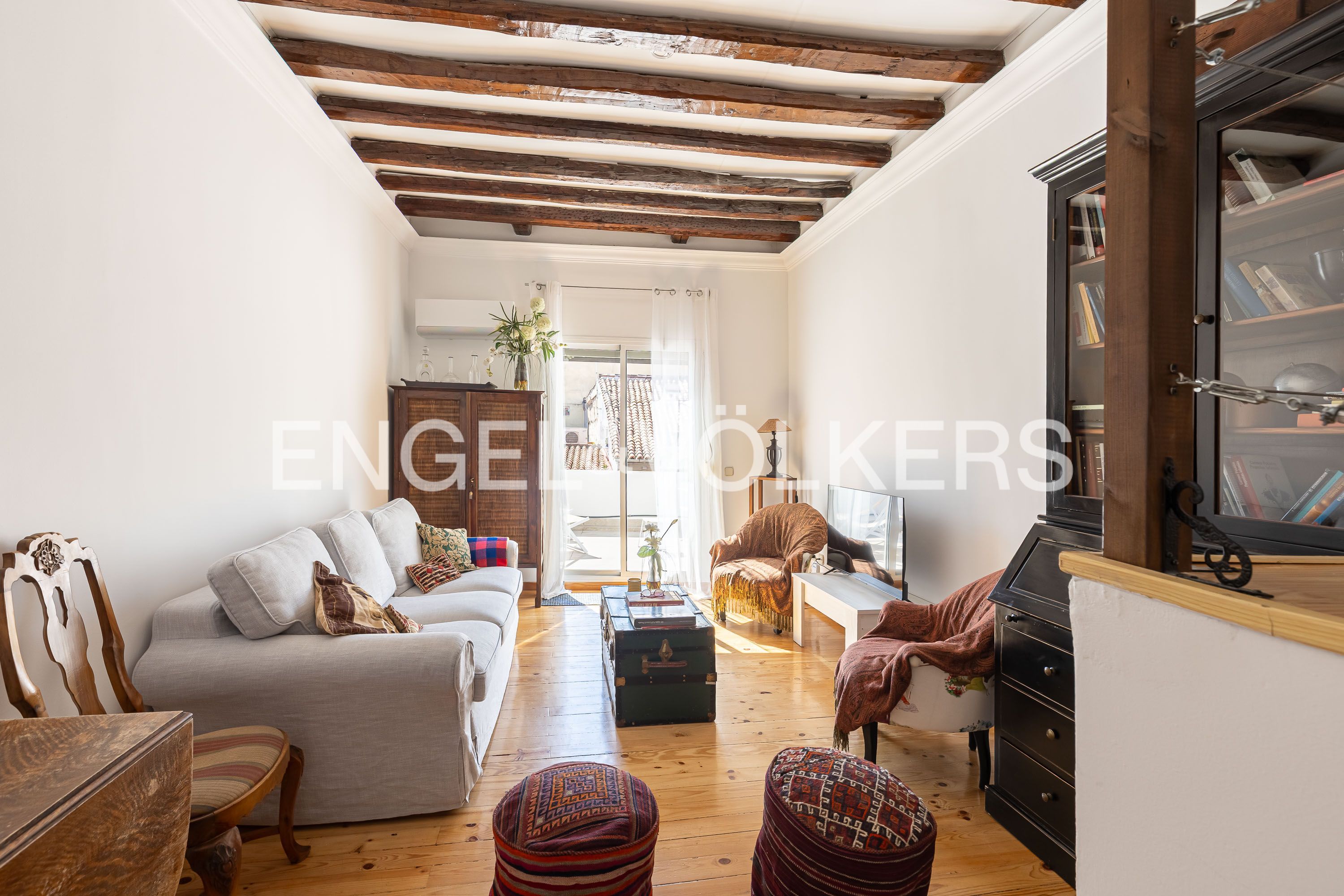 Sala de estar de Ático de alquiler en  Madrid Capital con Aire acondicionado, Calefacción y Terraza