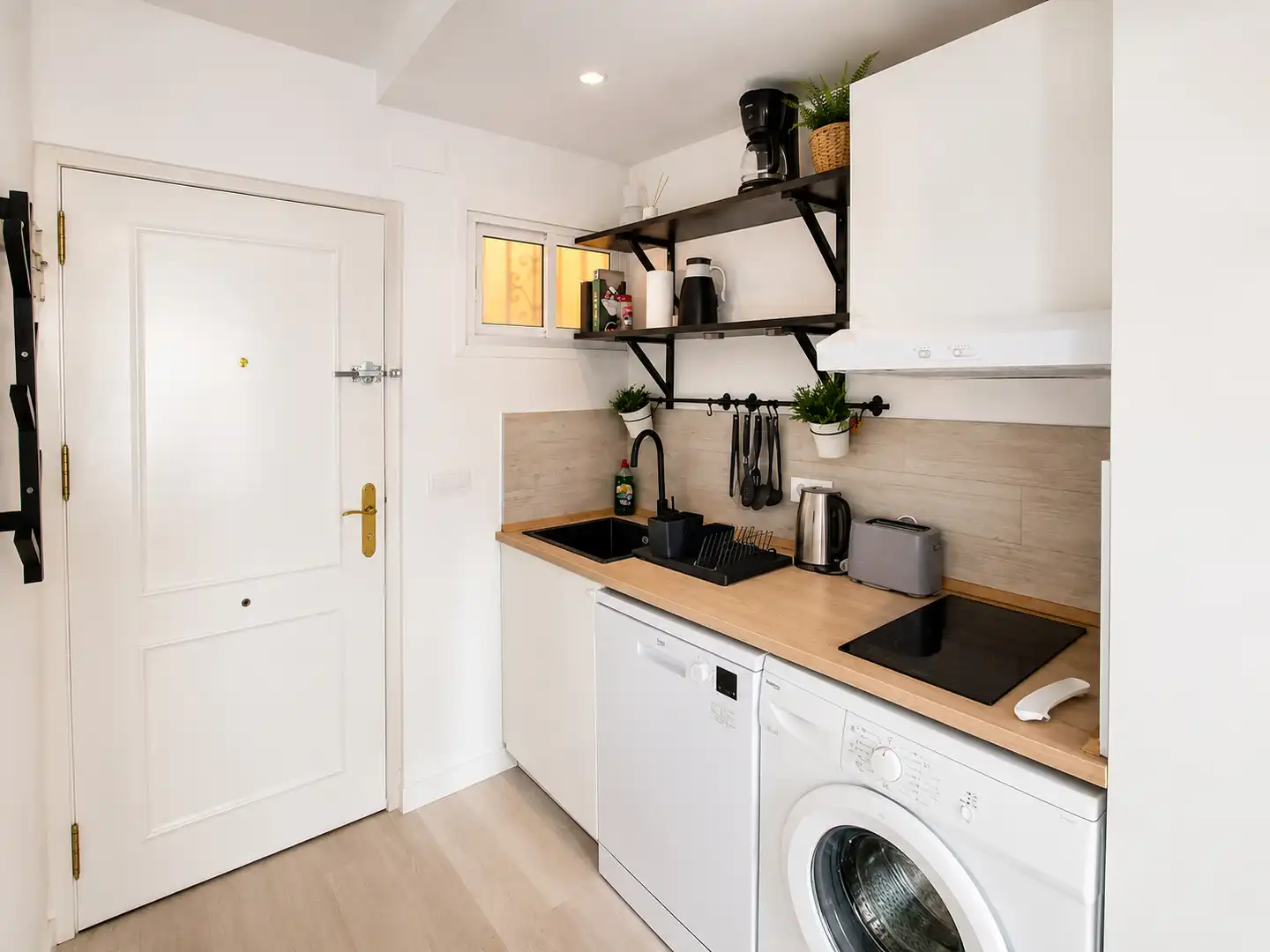 Cocina de Estudio en venta en Benalmádena con Aire acondicionado, Terraza y Amueblado