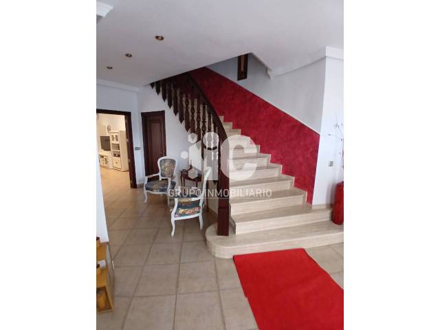 Casa-chalet en Venta en Baena