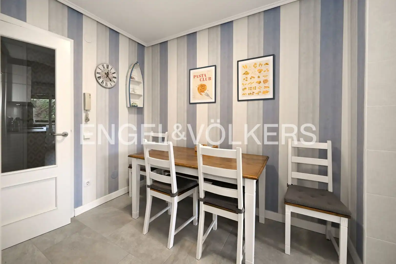 Esszimmer von Wohnung zum Verkauf in Santander mit Heizung, Privatgarten und Abstellraum