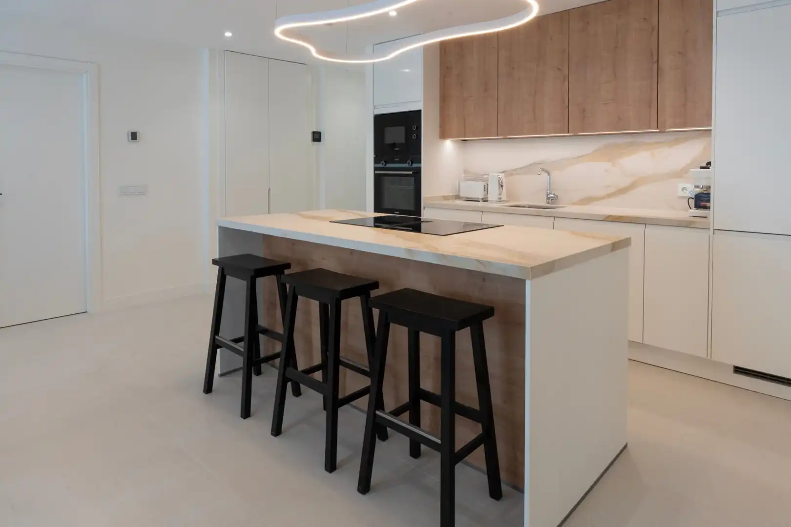 Cocina de Apartamento en venta en Marbella con Terraza, Amueblado y Balcón