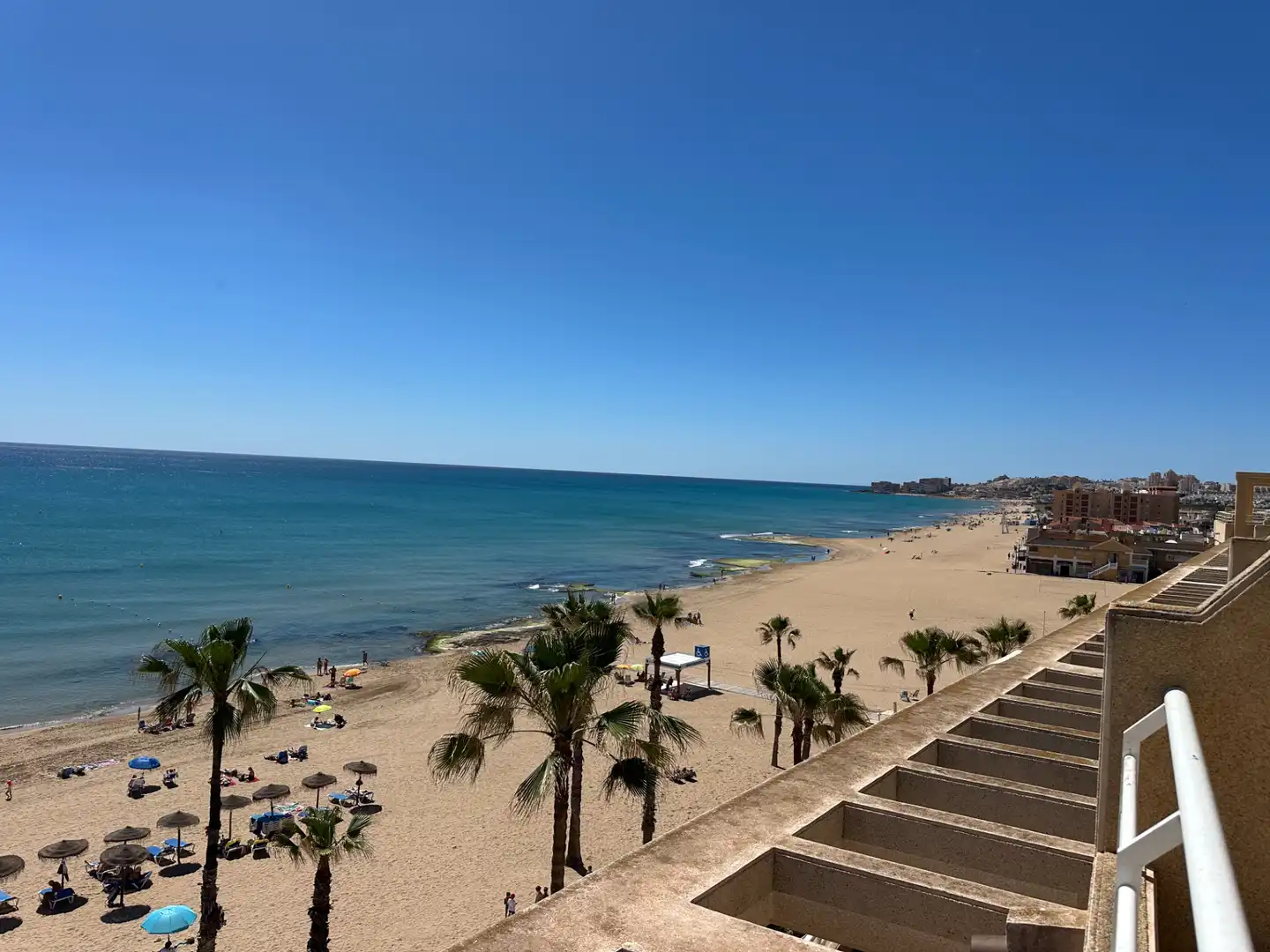 Vista exterior de Ático en venta en Torrevieja con Aire acondicionado, Calefacción y Terraza