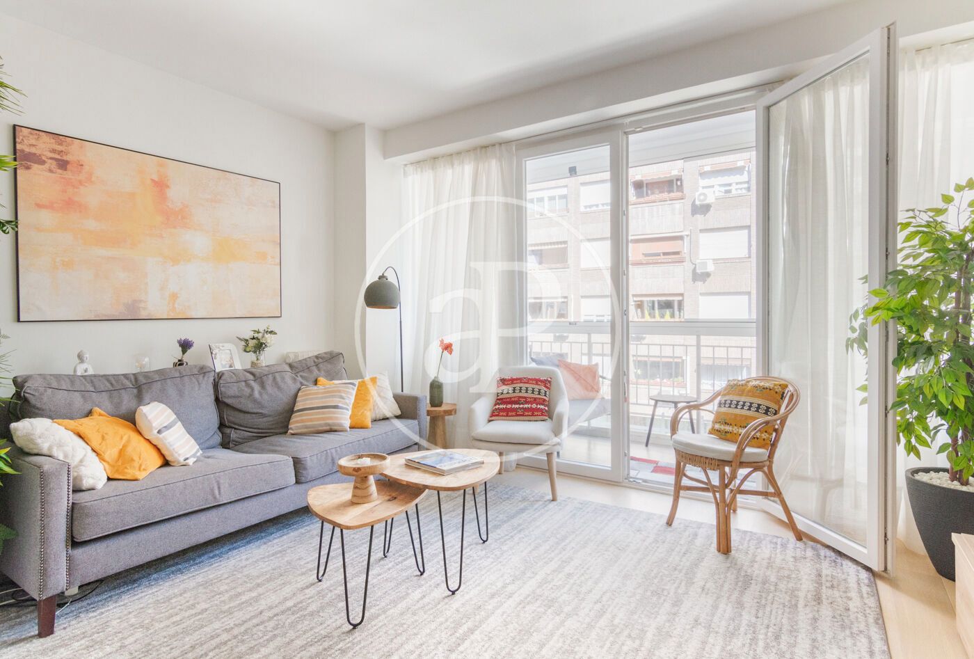 Exterior view of Flat to rent in  Madrid Capital  with Air Conditioner, Heating and Terrace
