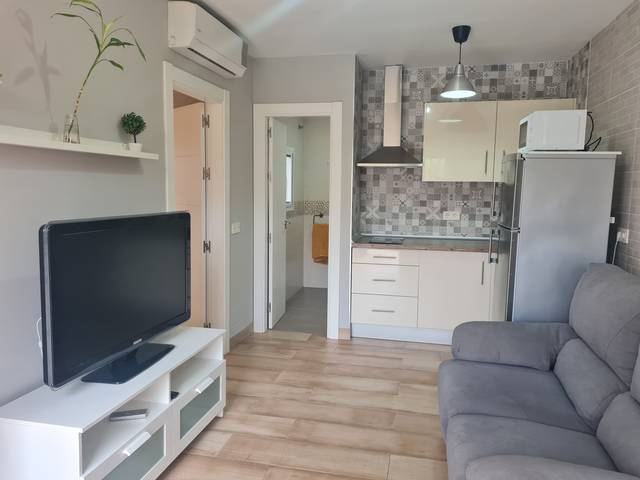 Apartamento en Alquiler en Calle Lope de Rueda en Fuente Alegre - El Chaparral - Los Morales