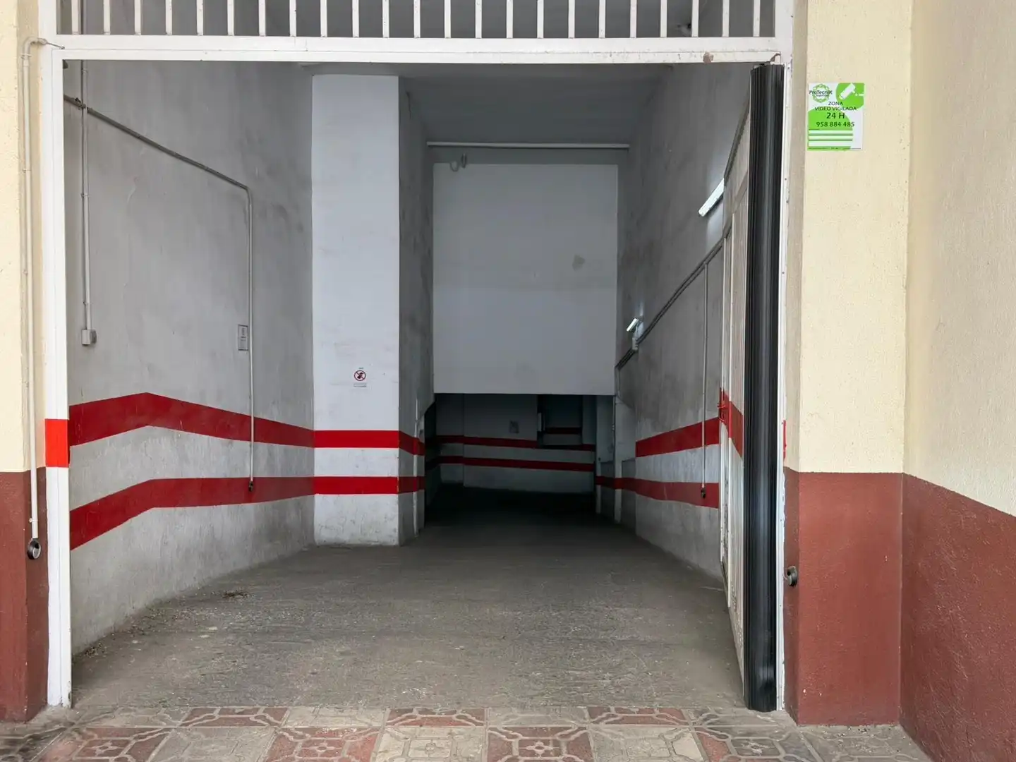 Aparcament de Garatge de lloguer en La Zubia