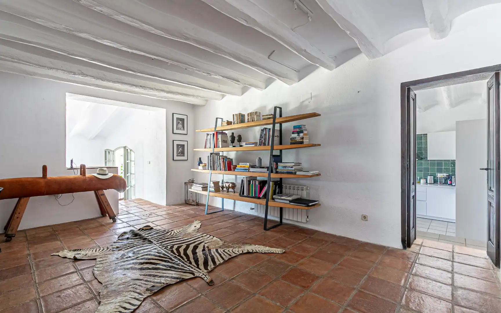 Wohnzimmer von Country house zum Verkauf in Torrelles de Foix mit Heizung, Privatgarten und Terrasse