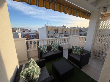 Penthouse mit Balkon zum Verkauf in Playa del Cura