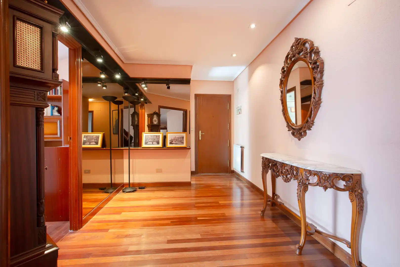 Flat for sale in Bilbao   with Air Conditioner, Heating and Parquet flooring