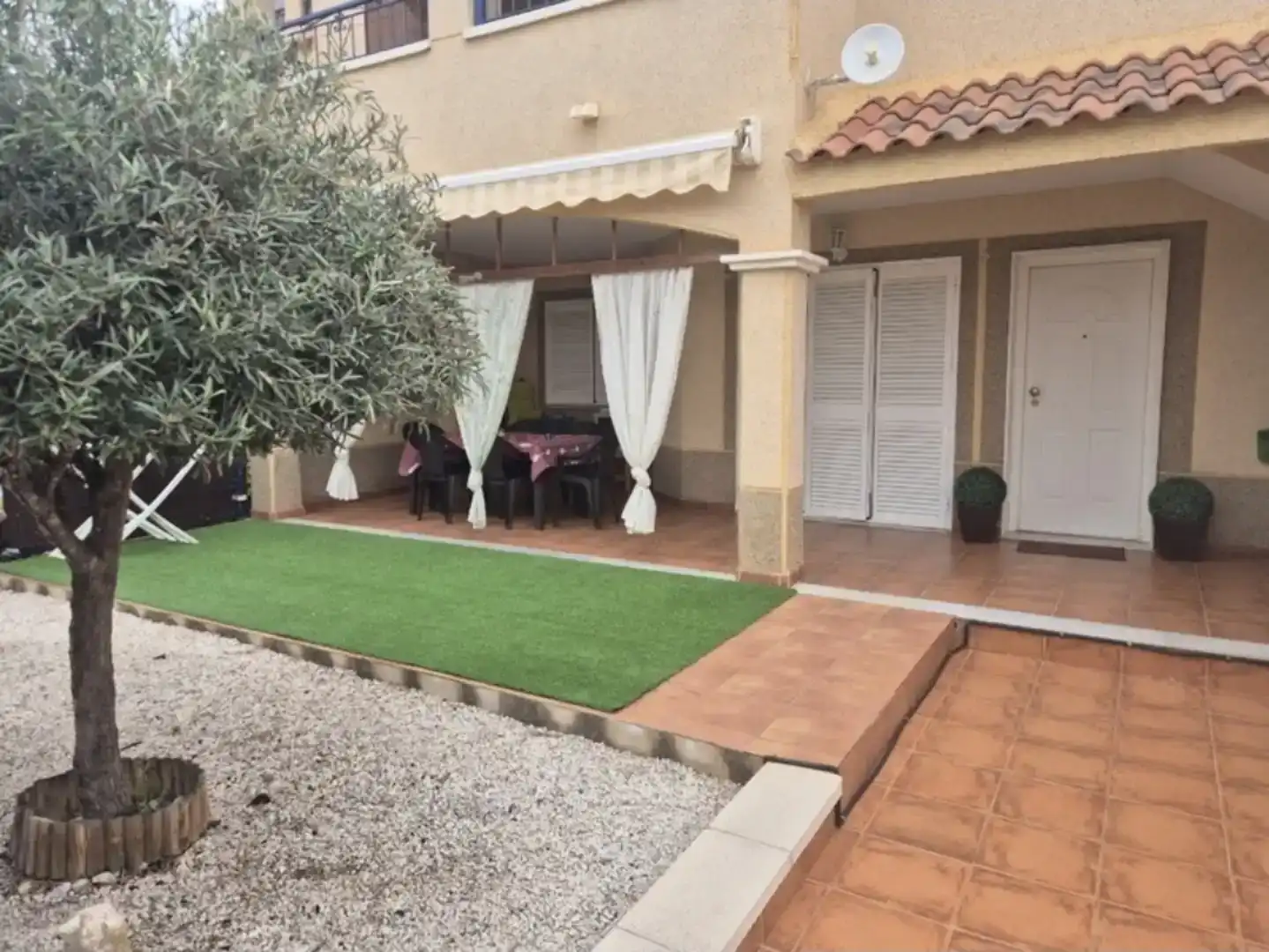 Terrasse von Wohnungen zur Miete in Mil Palmeras