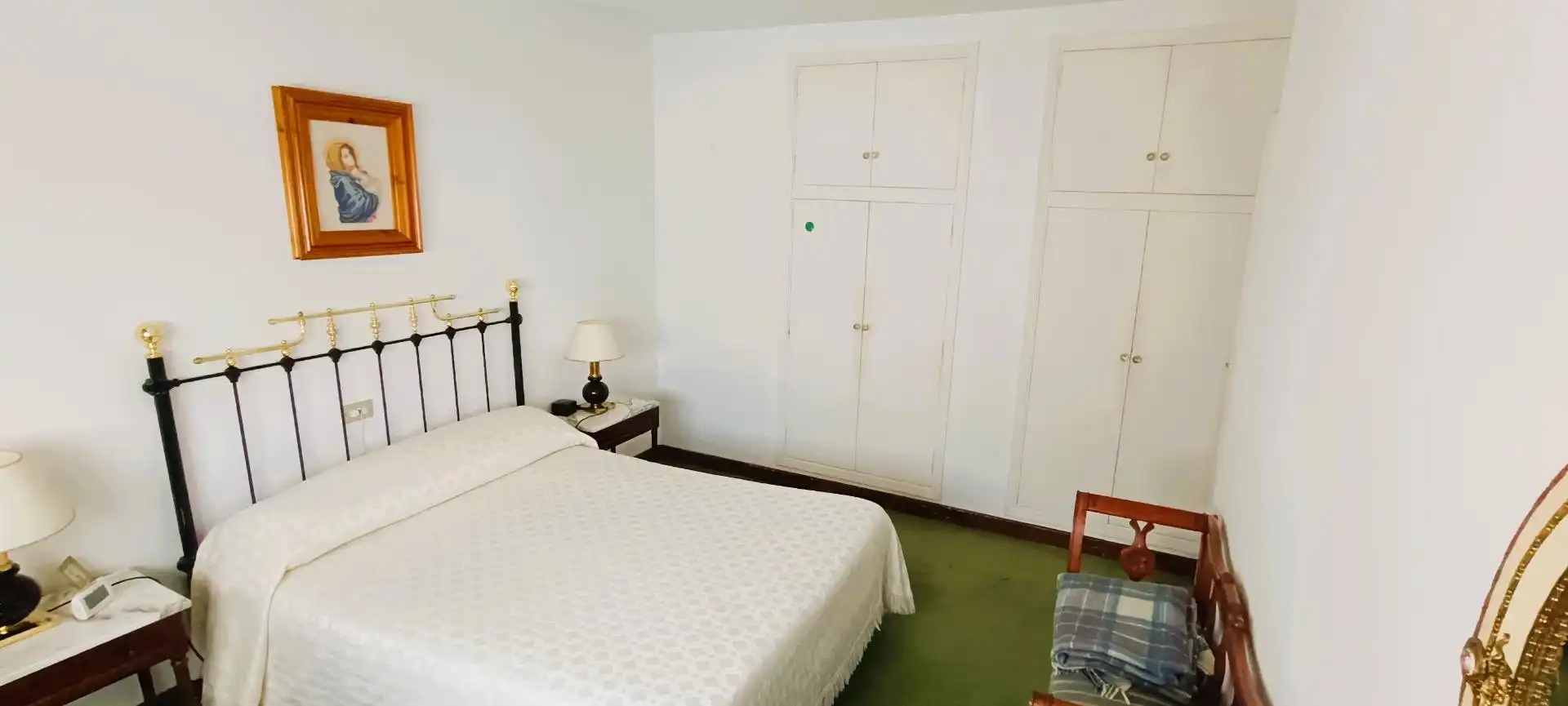 Dormitori de Casa o xalet en venda en Oleiros amb Calefacció, Terrassa i Balcó