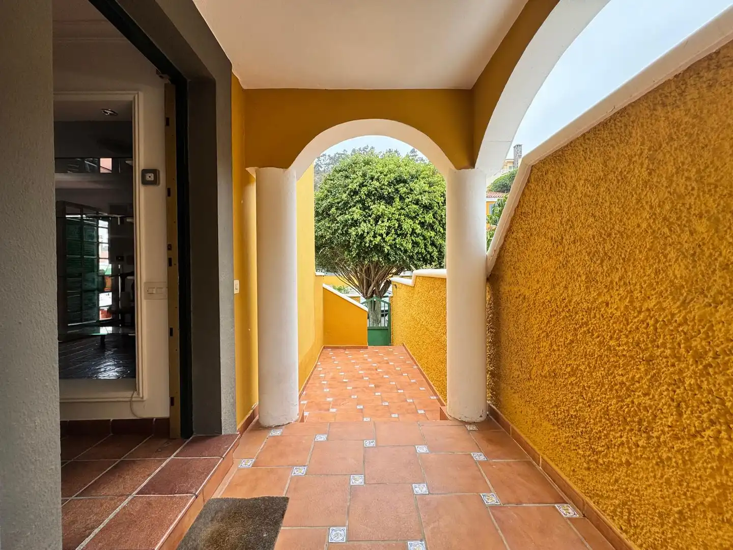 Casa adosada en venda a Urbanización los Lentiscos, 15, Monte Lentiscal - Las Meleguinas