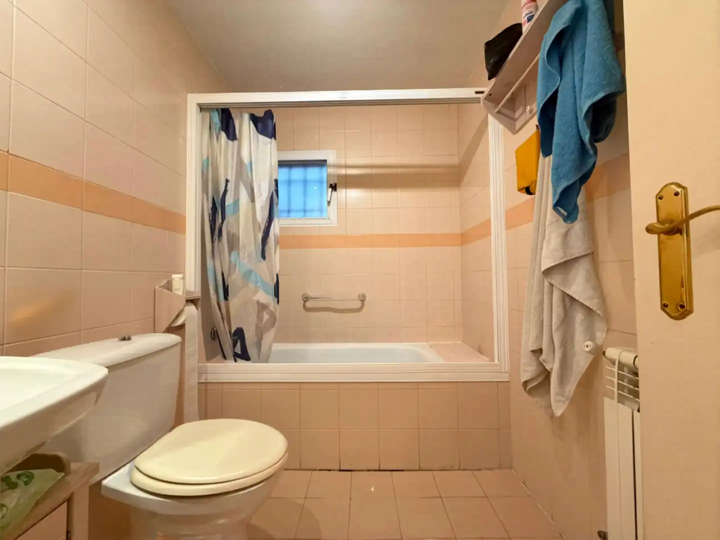 Baño de Piso en venta en Madrid con Aire acondicionado, Calefacción y Parquet