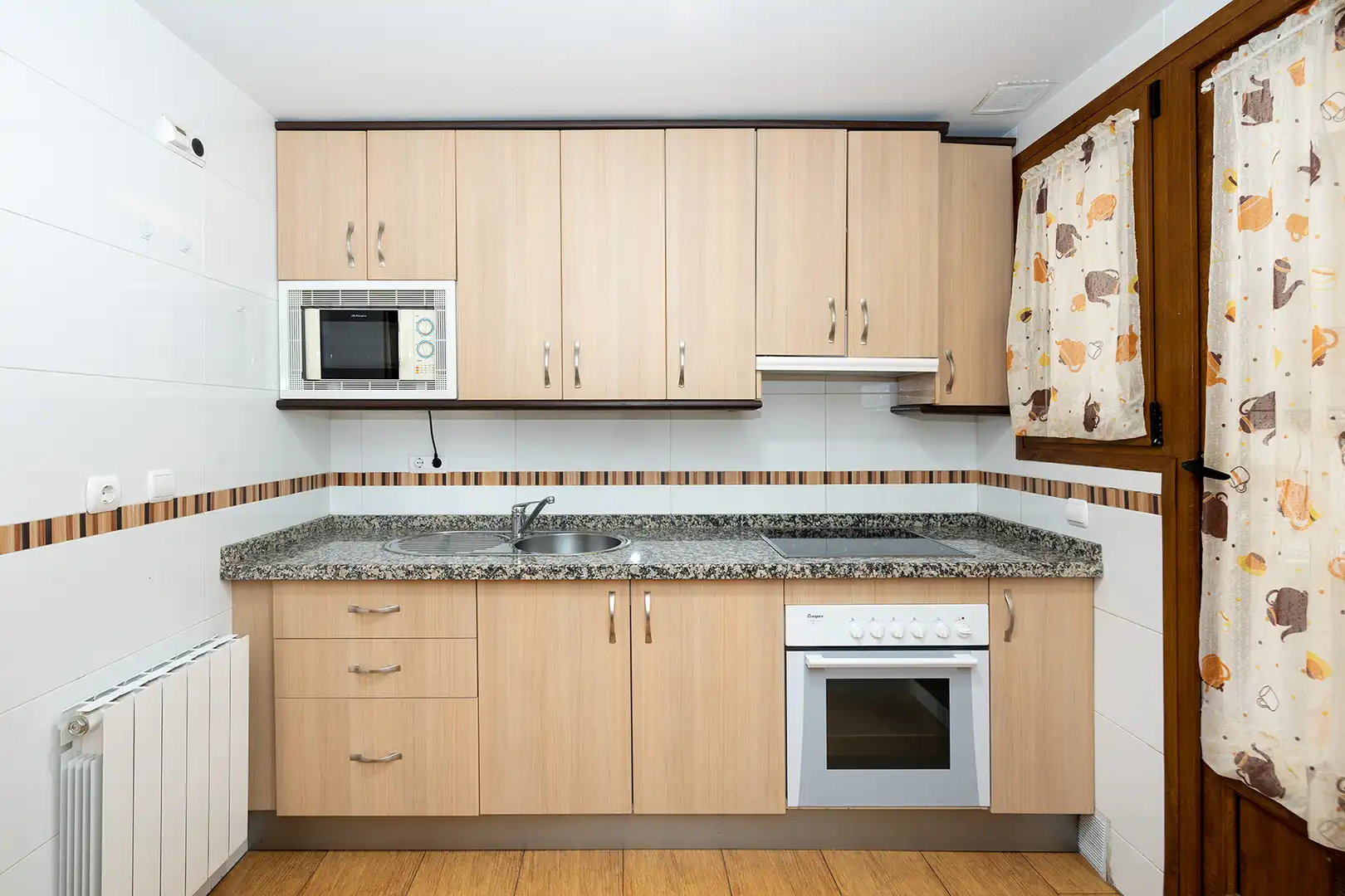 Flat for rent in Calle Carril del Picón, 20, Centro - Sagrario