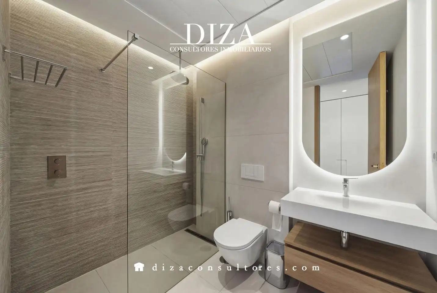 Bathroom of Duplexes for sale in Pozuelo de Alarcón  with Air Conditioner, Heating and Private garden