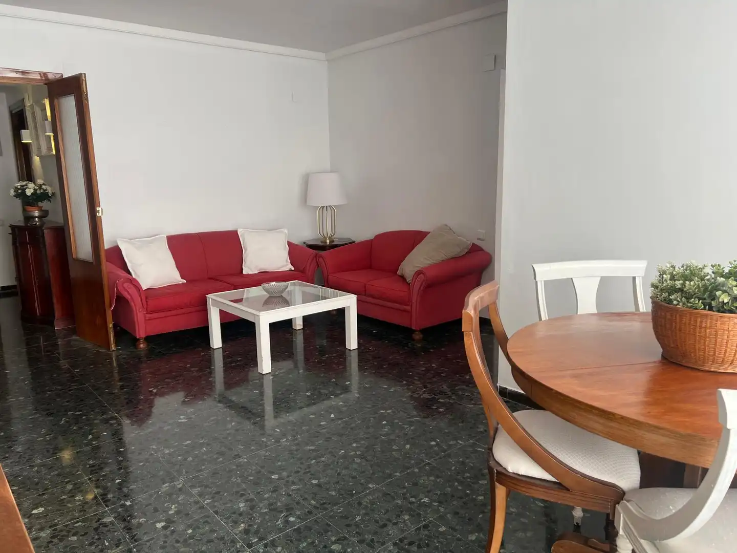 Living room of Flat for rent in Zaragoza  with Heating, Furnished and Oven