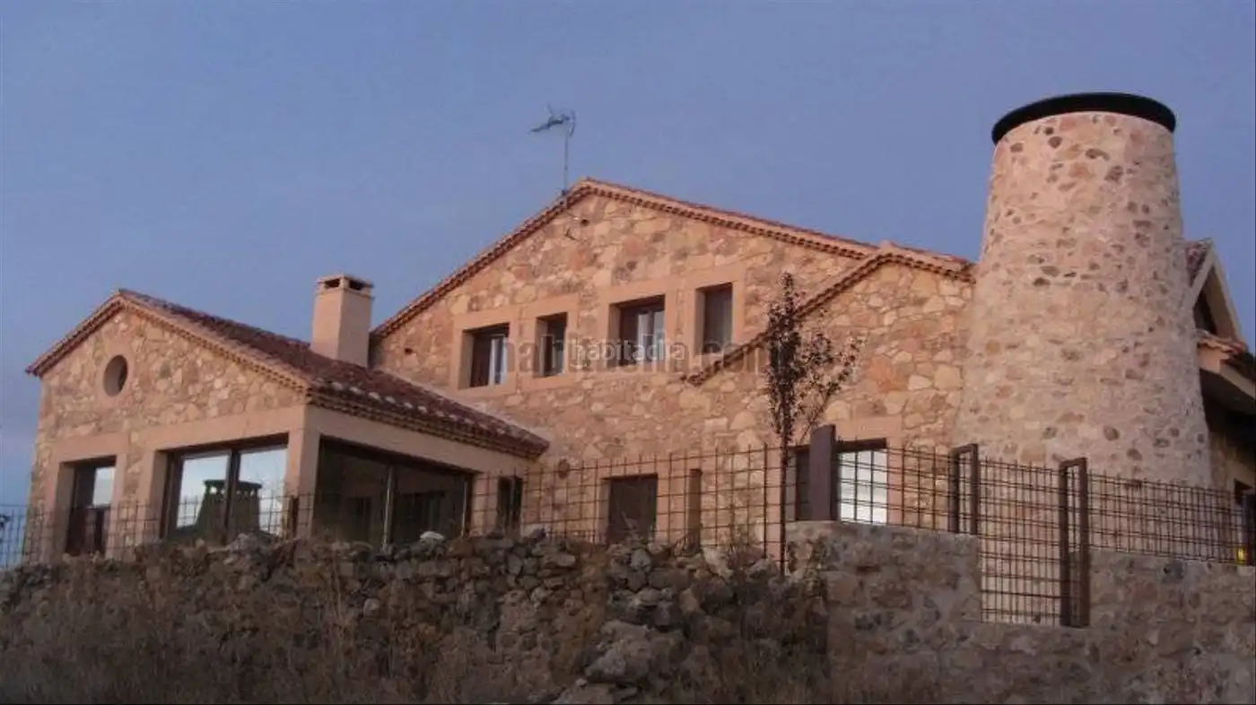 Casa amb jardí de lloguer a Calle Sol 24, imagen 2