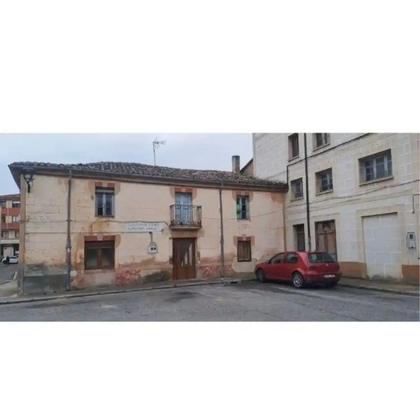 Casa rústica amb terrassa en venda a Villadiego