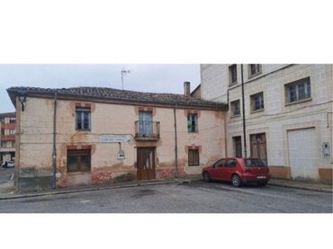 Casa rustica con balcone in vendita a Villadiego