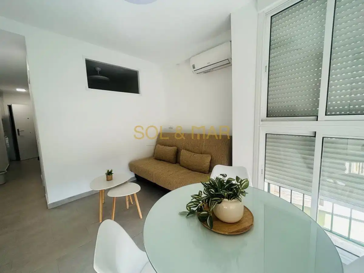 Living room of Apartments for rent in Torremolinos  with Air Conditioner