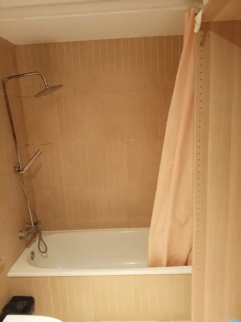 Badezimmer von Wohnungen zum Verkauf in Alginet mit Abstellraum