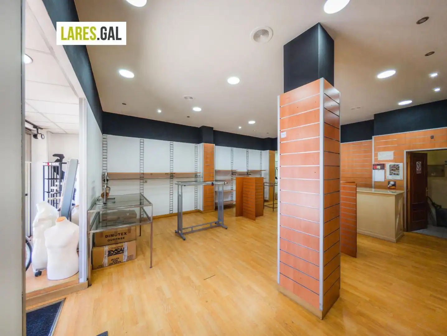 Local comercial en alquiler en Avenida de Bueu, imagen 2