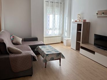 Apartamento con ascensor en venta en Calle Rosalía de Castro