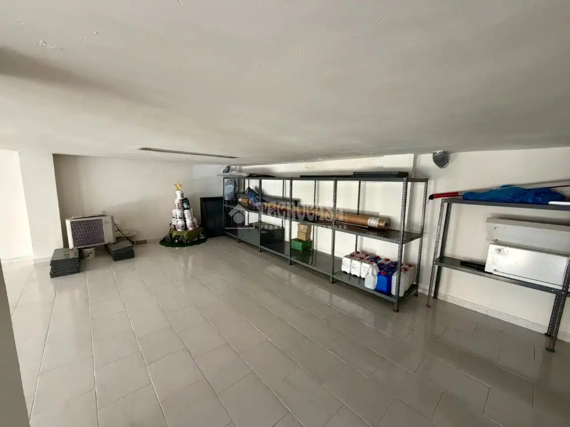Local comercial en venda a Av. de la Constitución, imagen 23