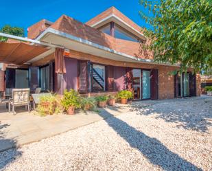Exterior view of House or chalet for sale in Sant Feliu de Guíxols  with Air Conditioner, Private garden and Parquet flooring