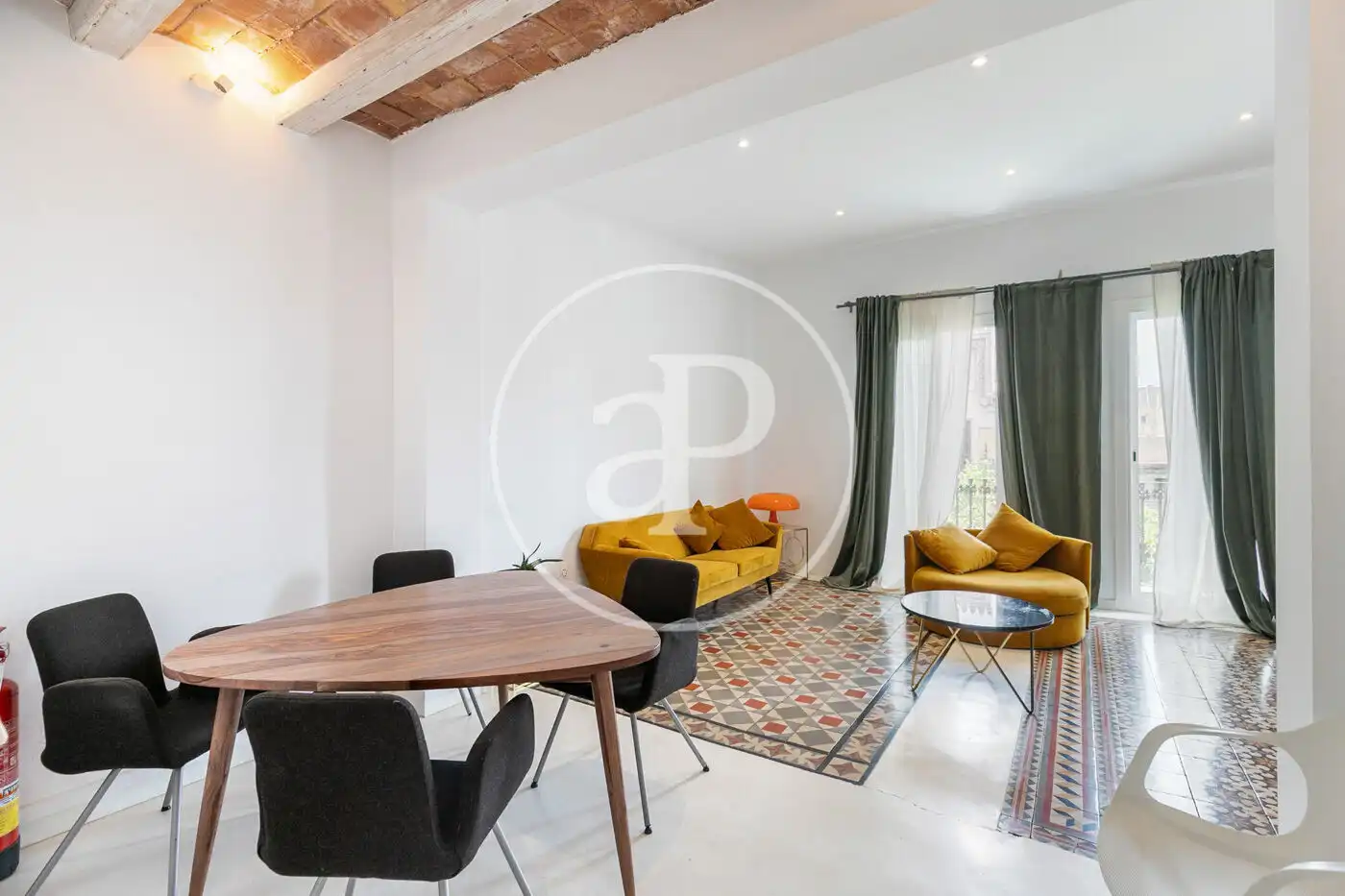 Sala d'estar de Pis de lloguer en Barcelona amb Aire condicionat, Calefacció i Moblat