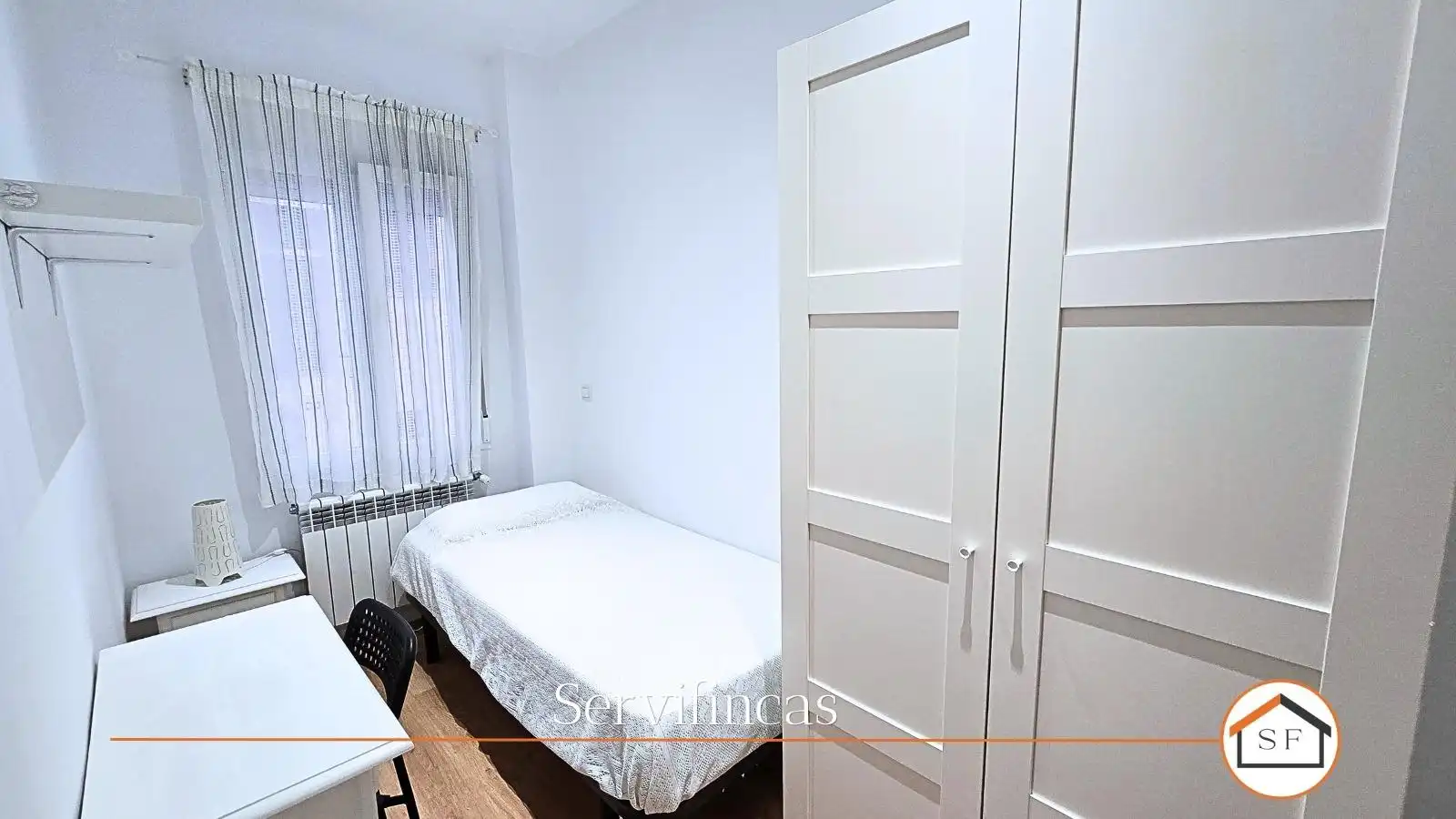 Bedroom of Flat for rent in Madrid  with Heating and Furnished