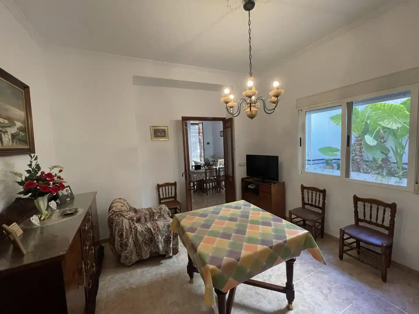 Sala d'estar de Casa adosada en venda en La Vall de Gallinera amb Balcó