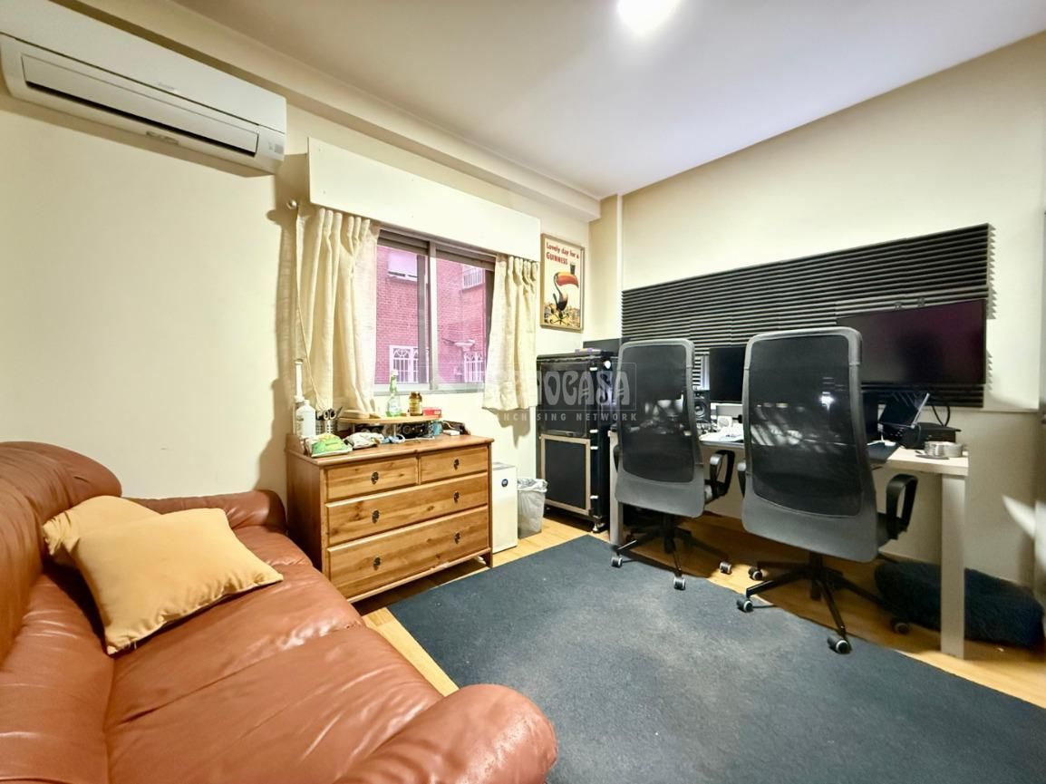 Flat for sale in  Madrid Capital  with Air Conditioner, Heating and Terrace