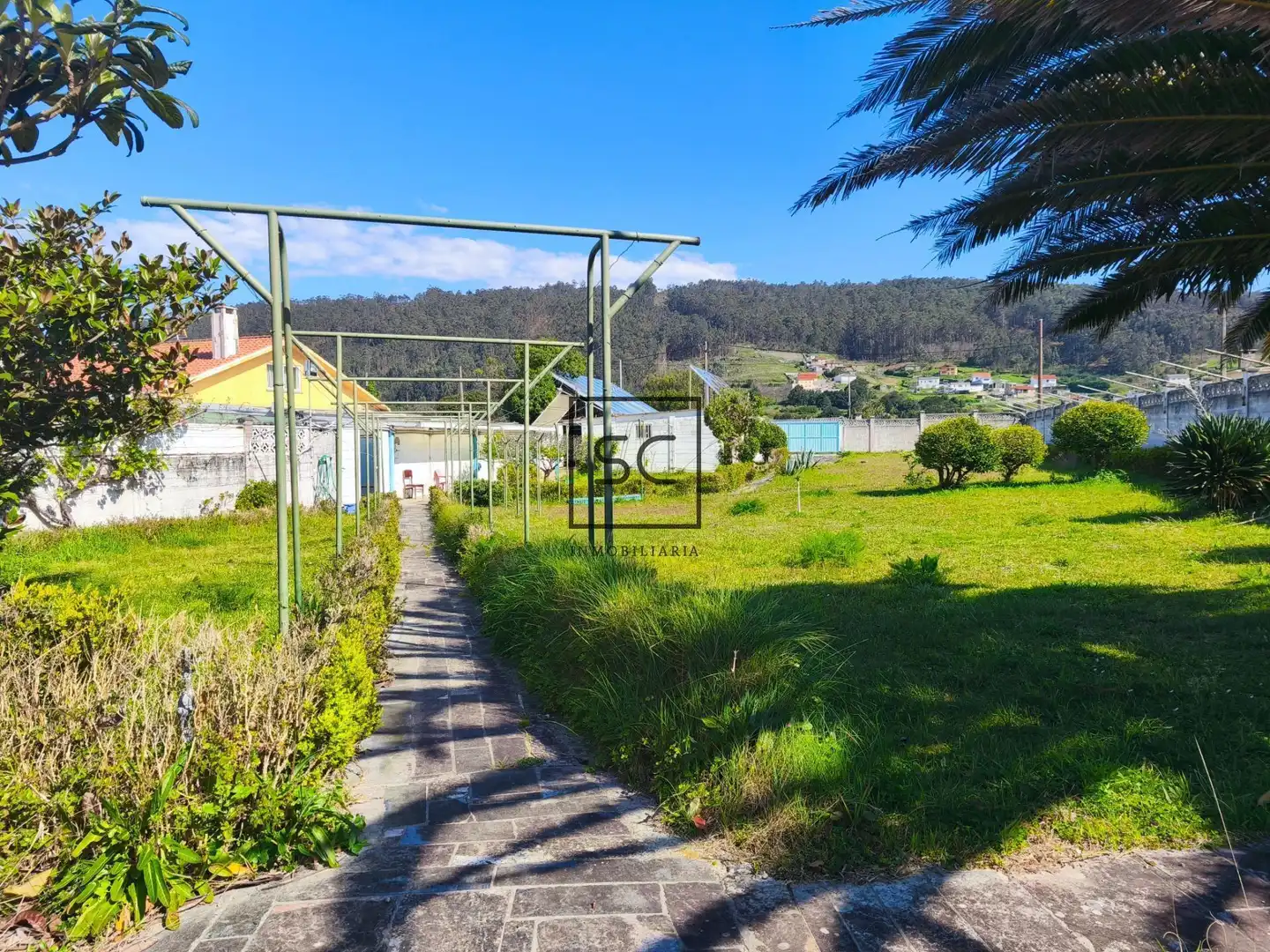 Casa o xalet en venda en Ferrol amb Calefacció, Jardí privat i Traster