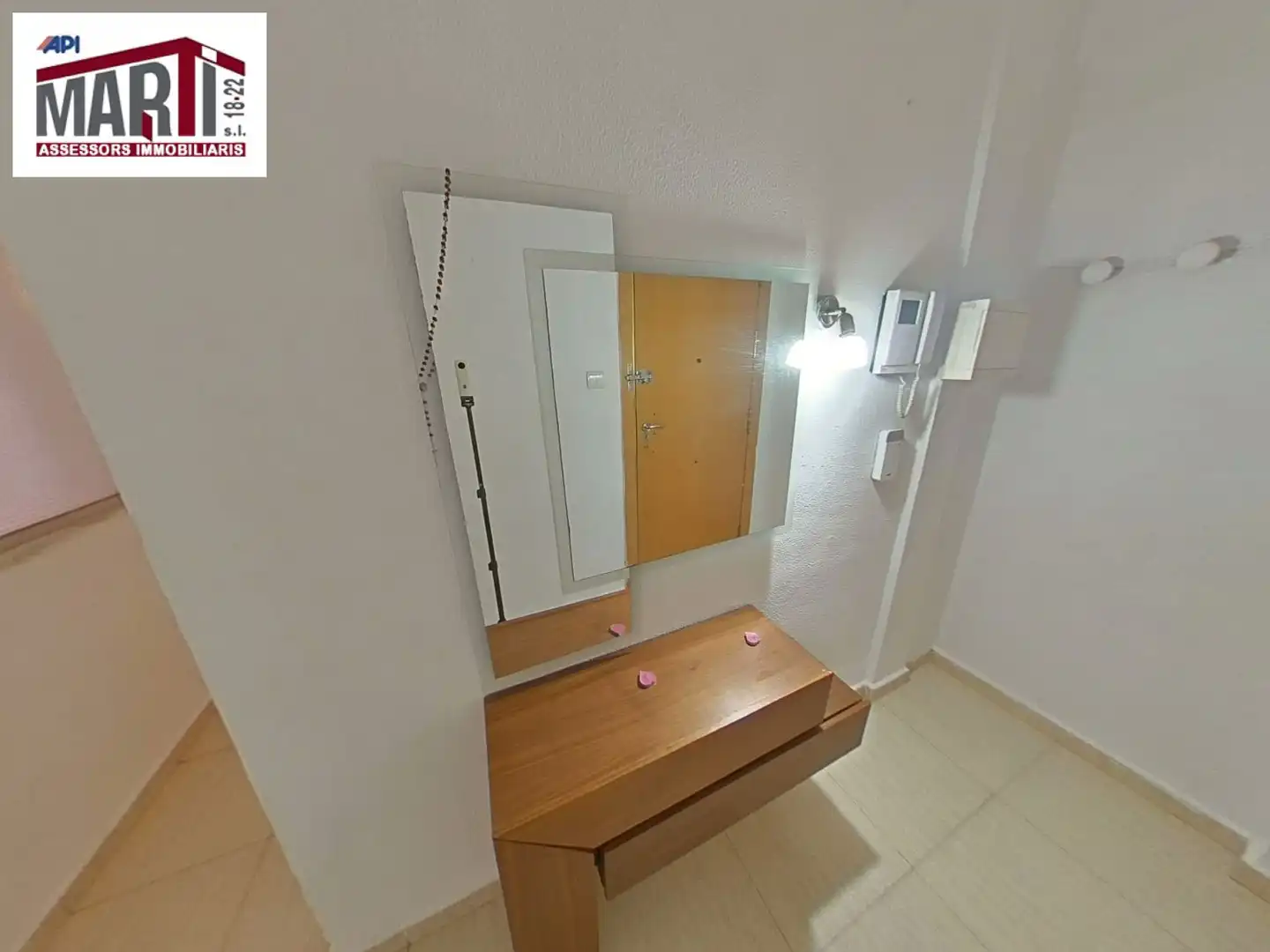 Flat with terrace for sale in Centre, imagen 5