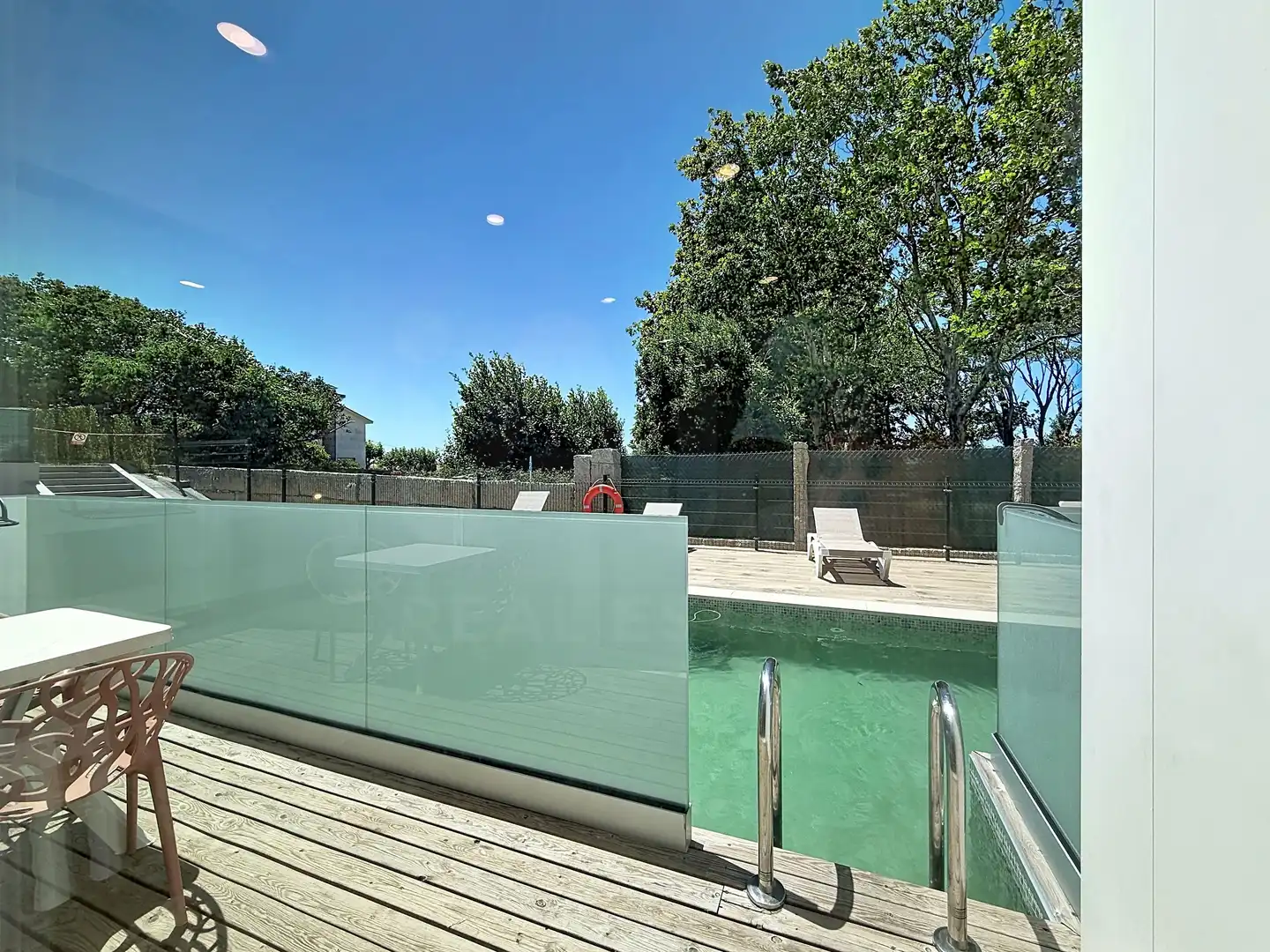 Piscina de Edificio en venta en Sanxenxo