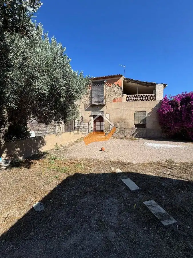 Houses for sale in Llano de Brujas