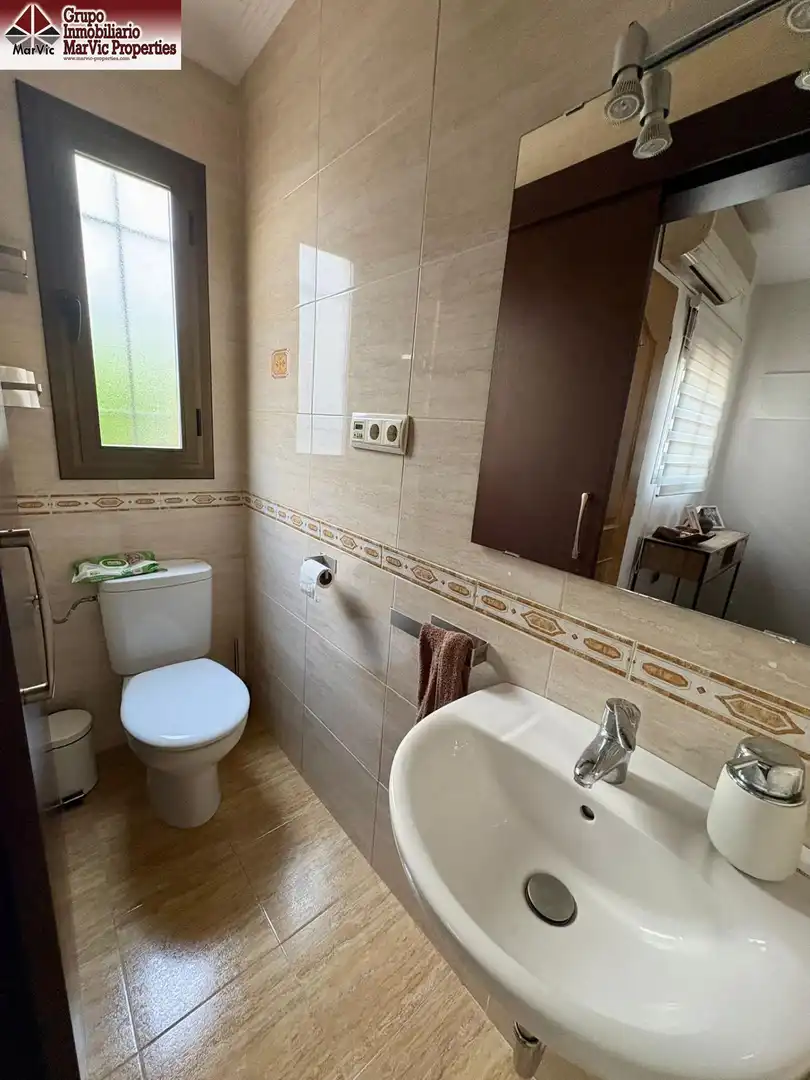 Baño de Casa o chalet en venta en L'Alfàs del Pi con Aire acondicionado, Calefacción y Terraza
