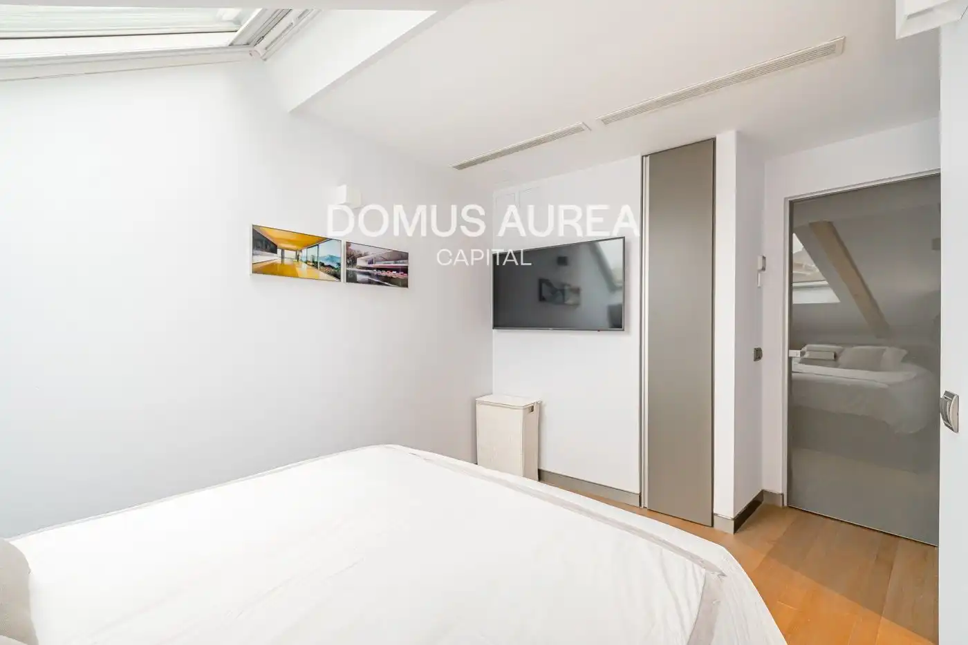 Habitación de Dúplex de alquiler en Madrid con Calefacción, Terraza y Amueblado